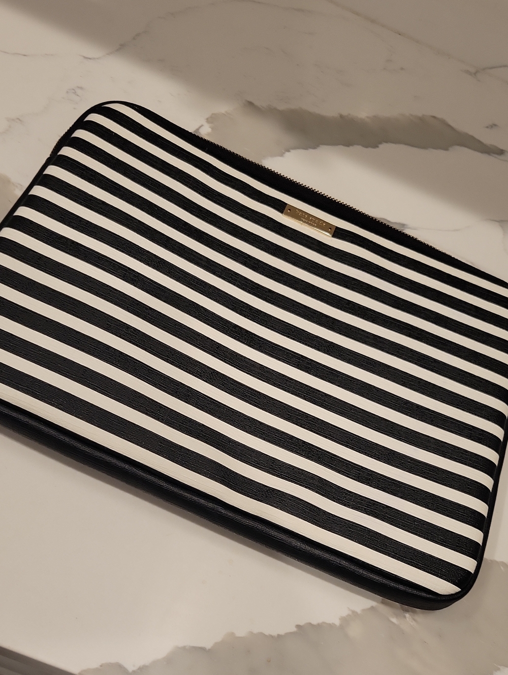 Kate Spade Striped Black & White Tablet Sleeve – Protective Carry Case